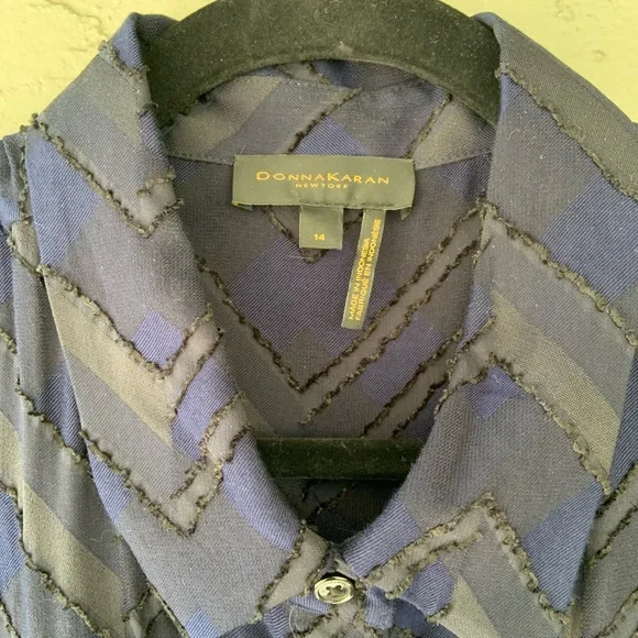 Elegant Navy Blue Women's Dress - Picture 5 of 9